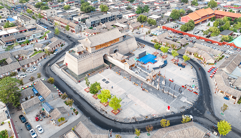 2022年9月8日，石家莊，航拍正定縣正定古城陽和樓與正定歷史文化街。